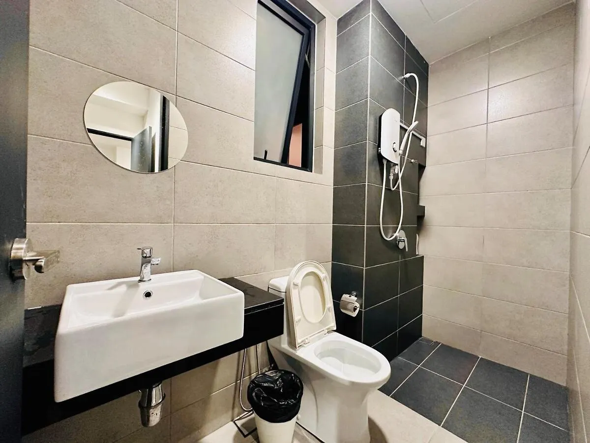 Апартаменты Ub Suite Aparment For Food Hunter 3Br 10 Pax Джорджтаун
